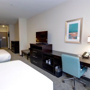 Suite Hearing accessible